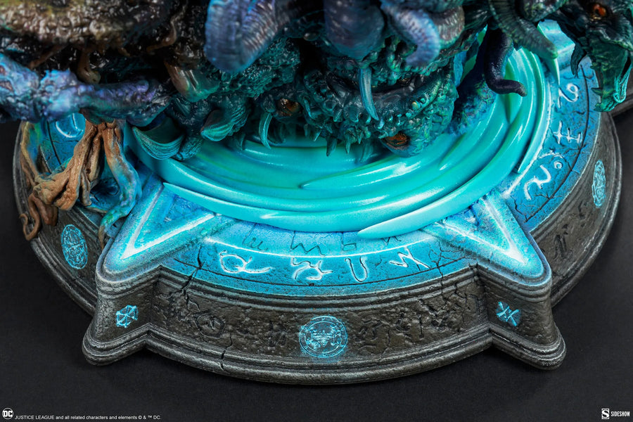 John Constantine: Just Another Exorcism Hangover - LIMITED EDITION: 300 – Sideshow Collectibles – ActionFigure Brasil