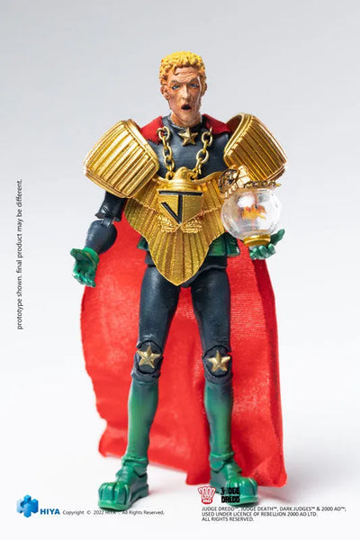 Judge Dredd 1/18 Action Figure Chief Judge Caligulaㅤ – Hiya Toys – ActionFigureBrasil — com base expositora