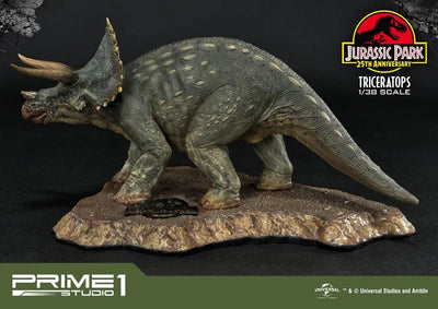 Jurassic Park - Triceratops - Prime Collectible Figures PCFJP-02 - 1/38 (Prime 1 Studio)ㅤ – Prime 1 Studio – ActionFigureBrasil — iluminação de estúdio