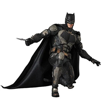 Justice League (2017) - Batman - Mafex No.64 - Tactical Suit ver. (Medicom Toy)ㅤ – Medicom Toy As Manufacturer – ActionFigureBrasil — com base expositora
