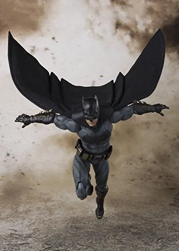 Justice League (2017) - Batman - S.H.Figuarts (Bandai)ㅤ – Bandai As Manufacturer – ActionFigureBrasil — detalhe do produto