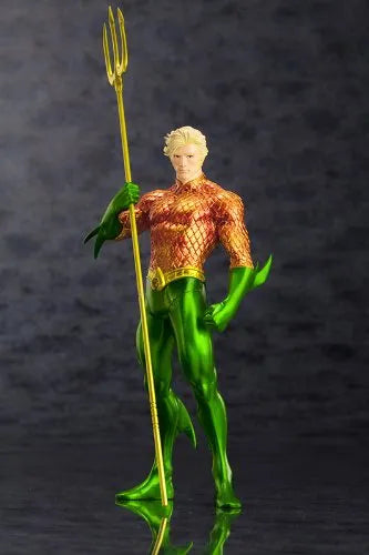 Justice League - Aquaman - DC Comics New 52 ARTFX+ - 1/10 (Kotobukiya)ㅤ – Kotobukiya – ActionFigureBrasil — embalagem