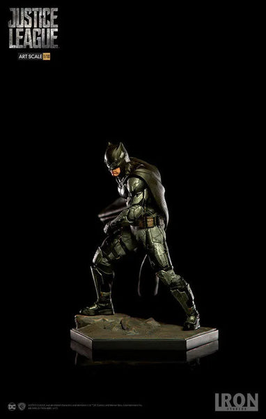 Justice League - Batman 1/10 Art Scale Statueㅤ – Iron Studios – ActionFigureBrasil — close