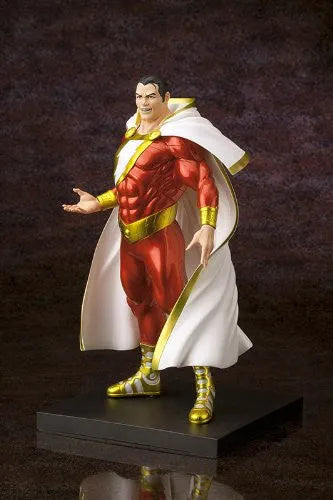 Justice League - Shazam! - Captain Marvel - DC Comics New 52 ARTFX+ - 1/10 (Kotobukiya)ㅤ – Kotobukiya – ActionFigureBrasil — ambientada