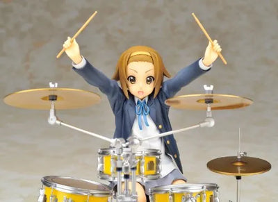 K-ON! - Tainaka Ritsu - 1/8 (Alter)ㅤ – Alter – ActionFigureBrasil — com base expositora