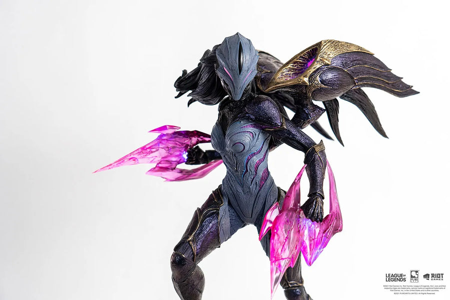 Kai'Sa - LIMITED EDITION: 2000 – PureArts – ActionFigure Brasil — ângulo diferente