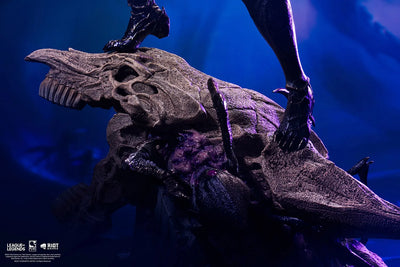 Kai'Sa - LIMITED EDITION: 2000 – PureArts – ActionFigure Brasil — com base expositora