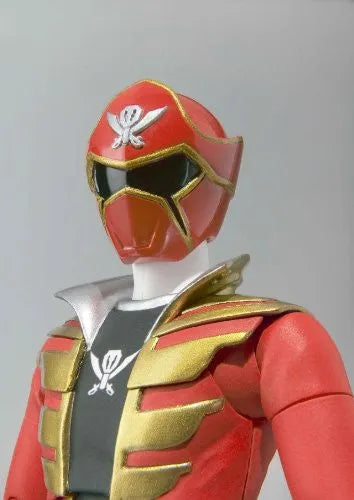 Kaizoku Sentai Gokaiger - Gokai Red - S.H.Figuarts - 1/12 (Bandai)ㅤ – Bandai – ActionFigure Brasil — ângulo diferente