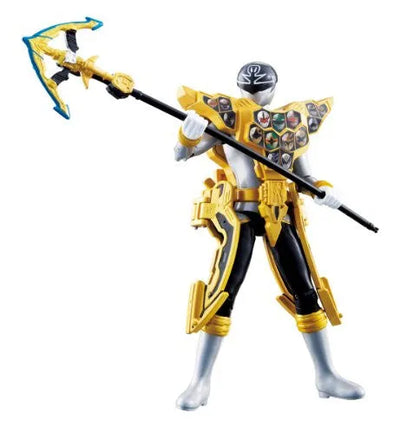 Kaizoku Sentai Gokaiger - Gokai Silver - Ranger Key Series - Auto Morphing Armor System Gokai Silver Gold Mode (Bandai)ㅤ – Bandai – ActionFigure Brasil — ângulo diferente