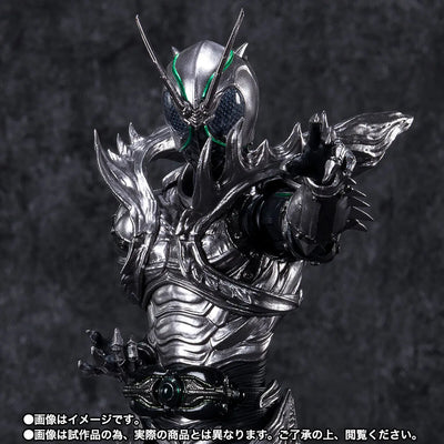 Kamen Rider Black Sun - Kamen Rider Shadowmoon - S.H.Figuarts (Bandai Spirits) [Shop Exclusive]ㅤ – Bandai Spirits – ActionFigure Brasil — com base expositora