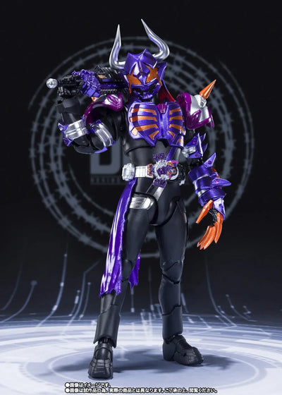 Kamen Rider Geats - Kamen Rider Buffa - S.H.Figuarts - Zombie Form (Bandai Spirits) [Shop Exclusive]ㅤ – Bandai Spirits – ActionFigure Brasil — com base expositora