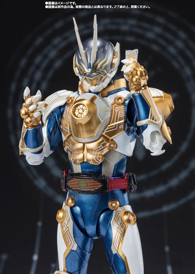 Kamen Rider Geats - Kamen Rider Gazer - Kamen Rider Suel Gazer - S.H.Figuarts (Bandai Spirits) [Shop Exclusive]ㅤ – Bandai Spirits – ActionFigureBrasil — com base expositora