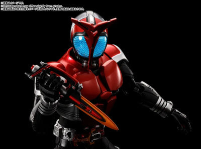 Kamen Rider Kabuto - S.H.Figuarts - S.H.Figuarts Shinkocchou Seihou - Rider Form, 20th Anniversary Ver. (Bandai Spirits)ㅤ – Bandai Spirits – ActionFigureBrasil — ângulo diferente