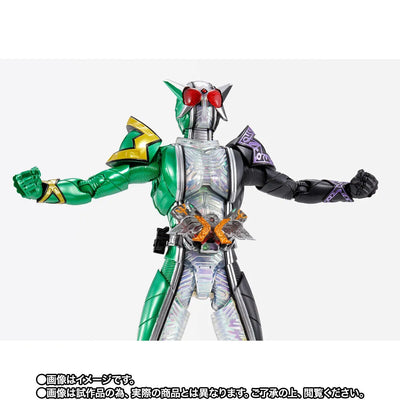 Kamen Rider W - Kamen Rider Double Cyclone Joker Xtreme - S.H.Figuarts - S.H.Figuarts Shinkocchou Seihou (Bandai Spirits) [Shop Exclusive]ㅤ – Bandai Spirits – ActionFigure Brasil — iluminação de estúdio
