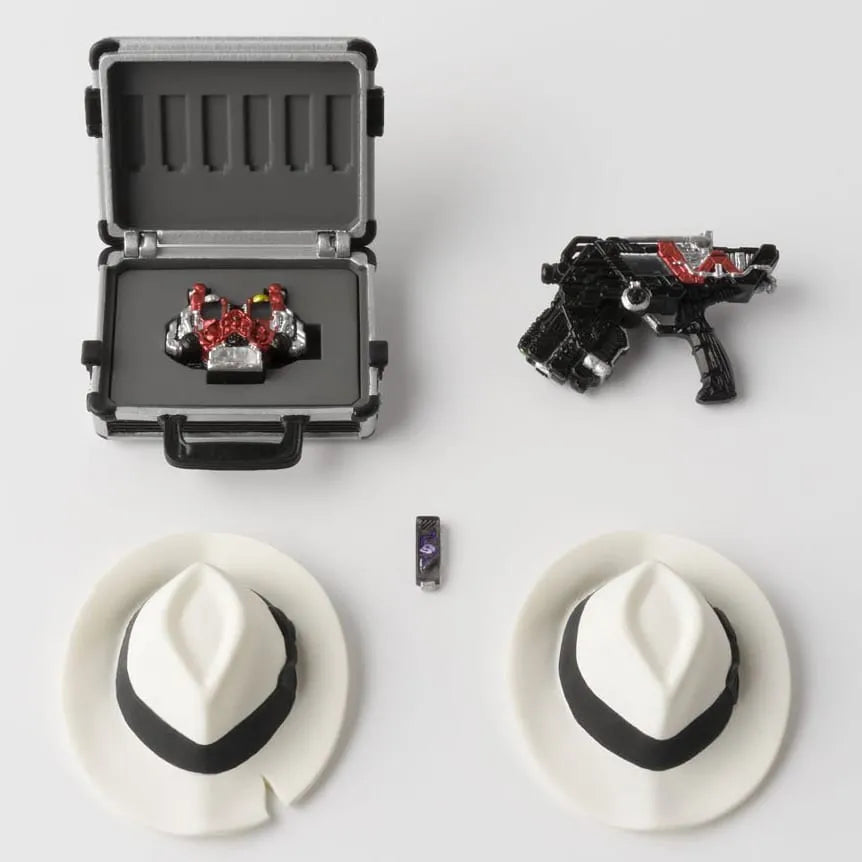 Kamen Rider x Kamen Rider Double & Decade: Movie War 2010 - Kamen Rider × Kamen Rider OOO & W Featuring Skull:Movie War Core - Kamen Rider Skull - S.H.Figuarts - S.H.Figuarts Shinkocchou Seihou (Bandai)ㅤ – Bandai As Manufacturer – ActionFigure Brasil