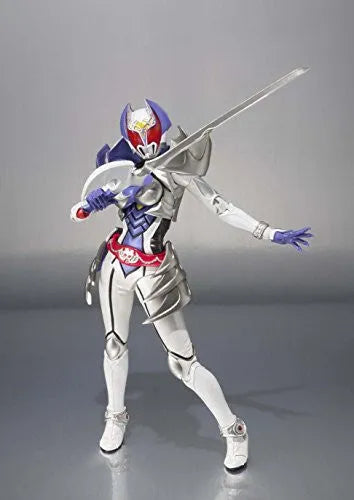 Kamen Rider x Kamen Rider Double & Decade: Movie War 2010 - Kamen Rider Kiva-la - S.H.Figuarts (Bandai)ㅤ – Bandai – ActionFigure Brasil — ambientada