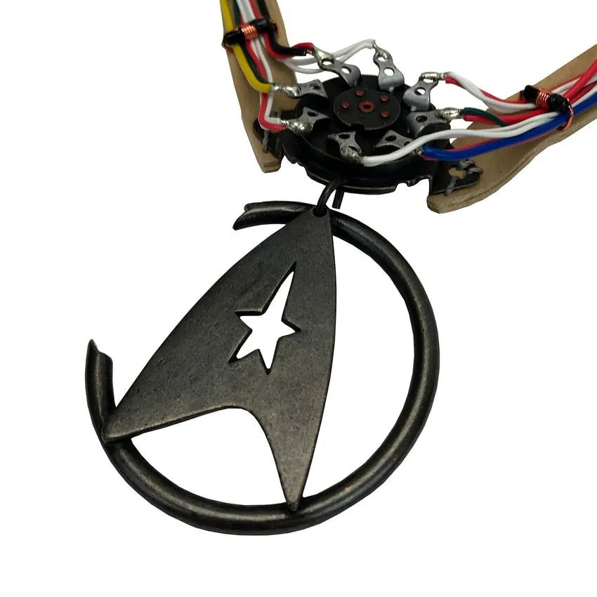 Khan's Necklace - LIMITED EDITION: 1864 – Factory Entertainment – ActionFigure Brasil