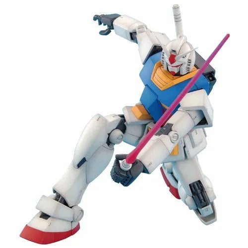 Kidou Senshi Gundam - RX-78-2 Gundam - MG #111 - 1/100 - Ver 2.0 (Bandai)ㅤ – Bandai – ActionFigure Brasil