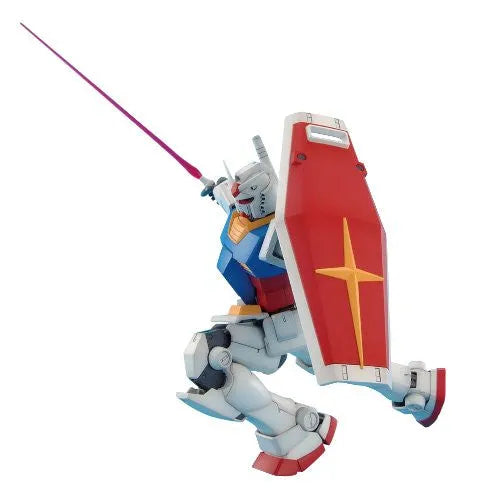 Kidou Senshi Gundam - RX-78-2 Gundam - MG #111 - 1/100 - Ver 2.0 (Bandai)ㅤ – Bandai – ActionFigure Brasil