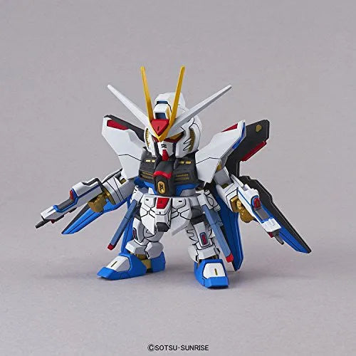 Kidou Senshi Gundam SEED Destiny - ZGMF-X20A Strike Freedom Gundam - SD Gundam EX-Standard 06 (Bandai)ㅤ – Bandai – ActionFigureBrasil