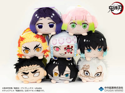 Kimetsu no Yaiba - Rengoku Kyoujurou - Cushion - Mochi Koro Cushion - Mochi Kororin (Chugai Mining, Eikoh)ㅤ – Chugai Mining,Eikoh – ActionFigureBrasil — ângulo diferente