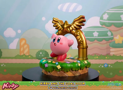 Kirby and the Goal Door – First 4 Figures – ActionFigure Brasil — embalagem