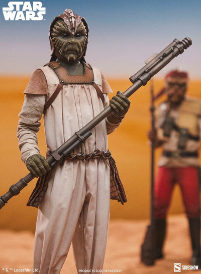 Klaatu™ - LIMITED EDITION – Sideshow Collectibles – ActionFigure Brasil — ambientada