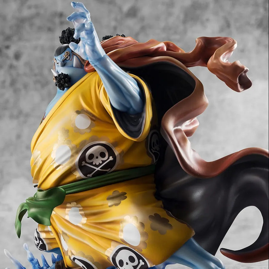 Knight of the Sea Jinbe - LIMITED EDITION – MegaHouse – ActionFigure Brasil