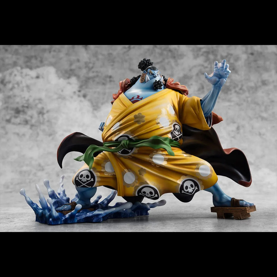 Knight of the Sea Jinbe - LIMITED EDITION – MegaHouse – ActionFigure Brasil