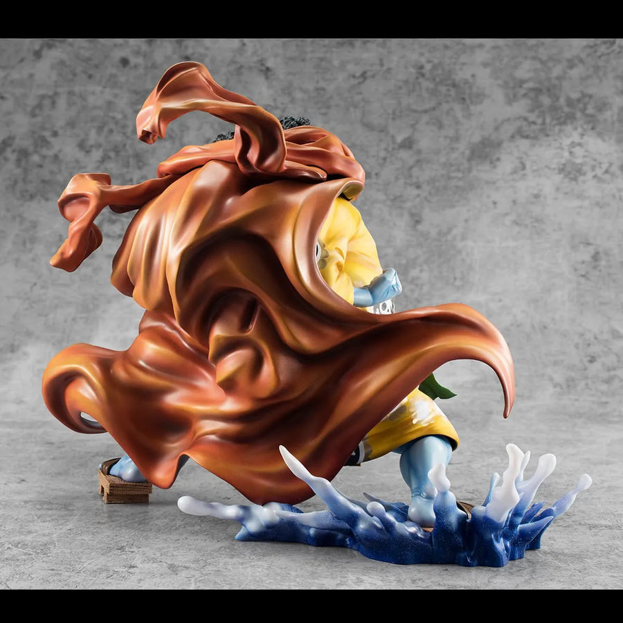 Knight of the Sea Jinbe - LIMITED EDITION – MegaHouse – ActionFigure Brasil