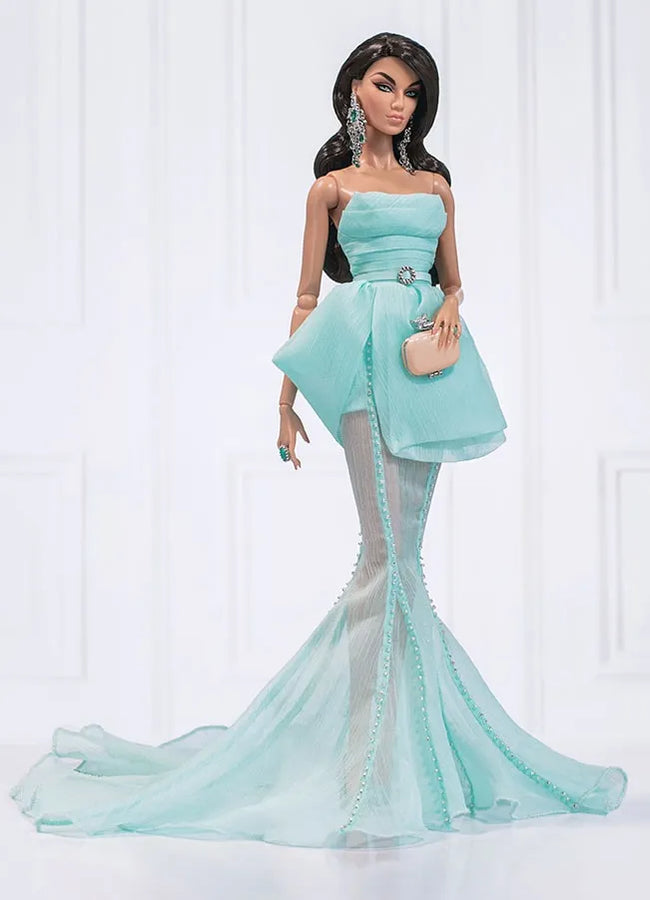 Korinne Dimas™ (Siren Silhouette) - LIMITED EDITION: 1100 – Integrity Toys – ActionFigure Brasil — ângulo diferente