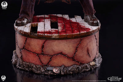 Leatherface - Deluxe Edition - LIMITED EDITION: 400 (Deluxe Edition) – PCS – ActionFigure Brasil — ângulo diferente