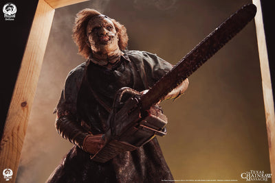 Leatherface - Deluxe Edition - LIMITED EDITION: 400 (Deluxe Edition) – PCS – ActionFigure Brasil — detalhe do produto