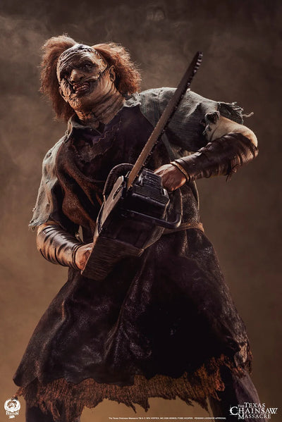 Leatherface - LIMITED EDITION: 400 – PCS – ActionFigure Brasil — embalagem