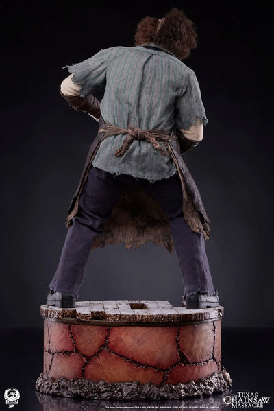 Leatherface - LIMITED EDITION: 400 – PCS – ActionFigure Brasil — iluminação de estúdio