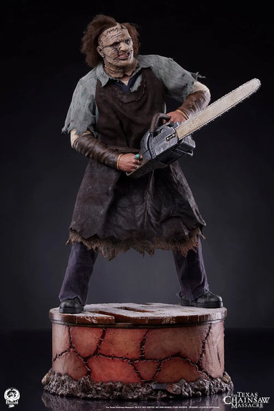 Leatherface - LIMITED EDITION: 400 – PCS – ActionFigure Brasil — close