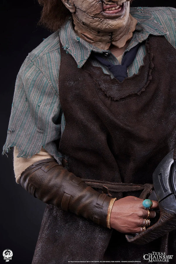 Leatherface - LIMITED EDITION: 400 – PCS – ActionFigure Brasil