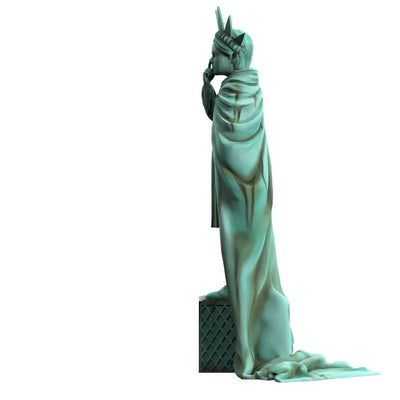 Liberty Girl (Freedom Edition) - LIMITED EDITION – Mighty Jaxx – ActionFigure Brasil — iluminação de estúdio