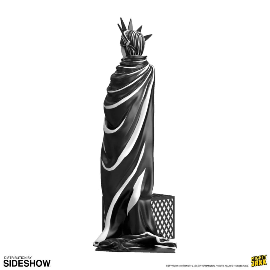 Liberty Girl - LIMITED EDITION – Mighty Jaxx – ActionFigure Brasil