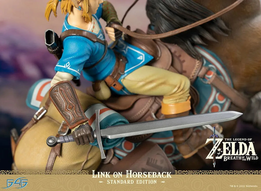Link on Horseback - LIMITED EDITION: 5000 – First 4 Figures – ActionFigure Brasil