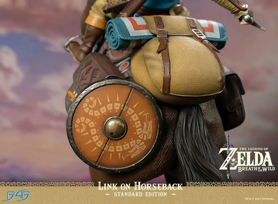 Link on Horseback - LIMITED EDITION: 5000 – First 4 Figures – ActionFigure Brasil