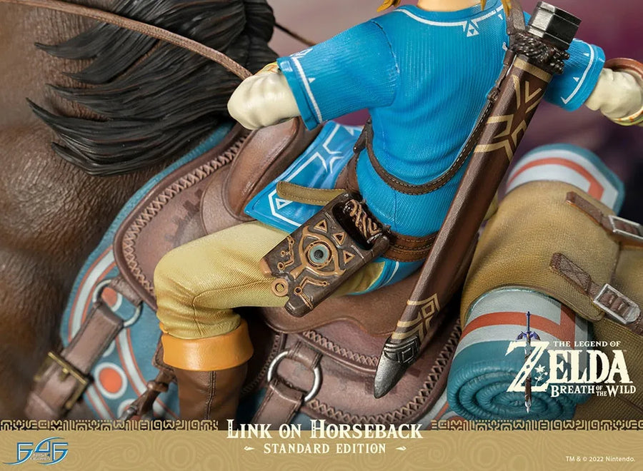 Link on Horseback - LIMITED EDITION: 5000 – First 4 Figures – ActionFigure Brasil