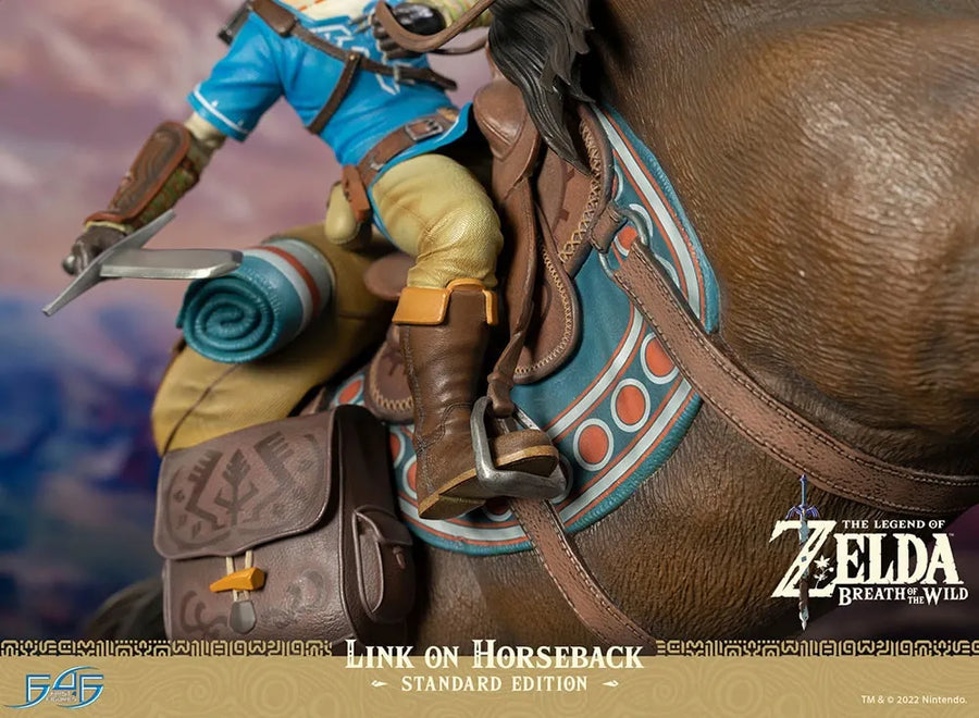 Link on Horseback - LIMITED EDITION: 5000 – First 4 Figures – ActionFigure Brasil
