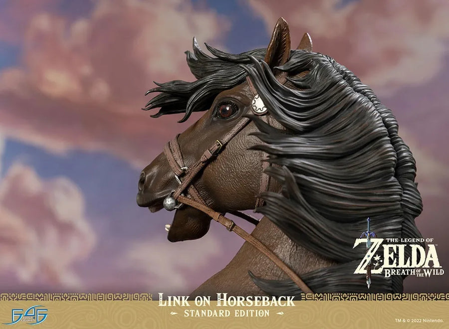 Link on Horseback - LIMITED EDITION: 5000 – First 4 Figures – ActionFigure Brasil