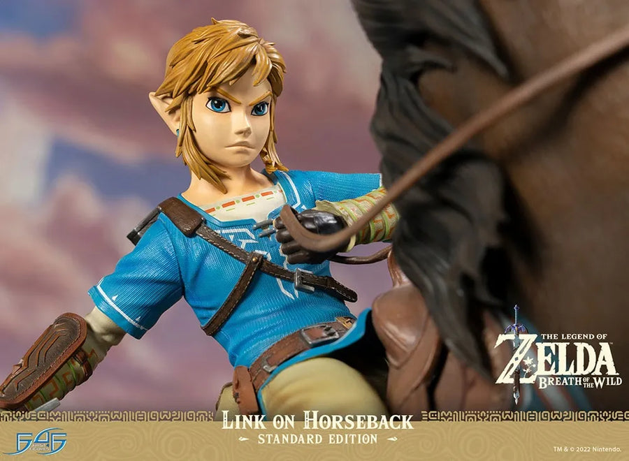 Link on Horseback - LIMITED EDITION: 5000 – First 4 Figures – ActionFigure Brasil