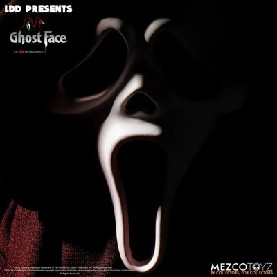Living Dead Dolls/ Icon of Halloween Ghost Faceㅤ – Mezco – ActionFigure Brasil — ambientada