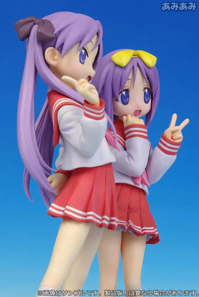 Lucky Star - Kagami & Tsukasa Hiiragi Uniform Ver. Set 1/12ㅤ – Puella Magi Madoka Magica – ActionFigureBrasil — iluminação de estúdio