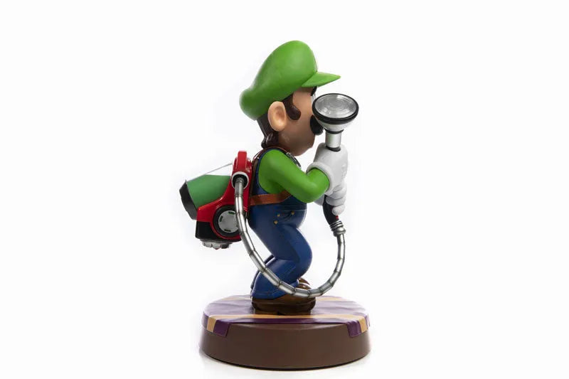 Luigi's Mansion 3/ Luigi 9 Inch PVC Statueㅤ – First 4 Figures – ActionFigureBrasil