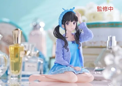 Lycoris Recoil - Inoue Takina - Desktop Cute - Room Wear ver. (Taito)ㅤ – Taito – ActionFigureBrasil — ângulo diferente
