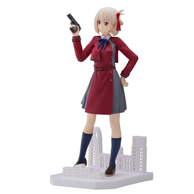 Lycoris Recoil - Nishikigi Chisato - Luminasta (SEGA)ㅤ – Sega – ActionFigure Brasil — ângulo diferente